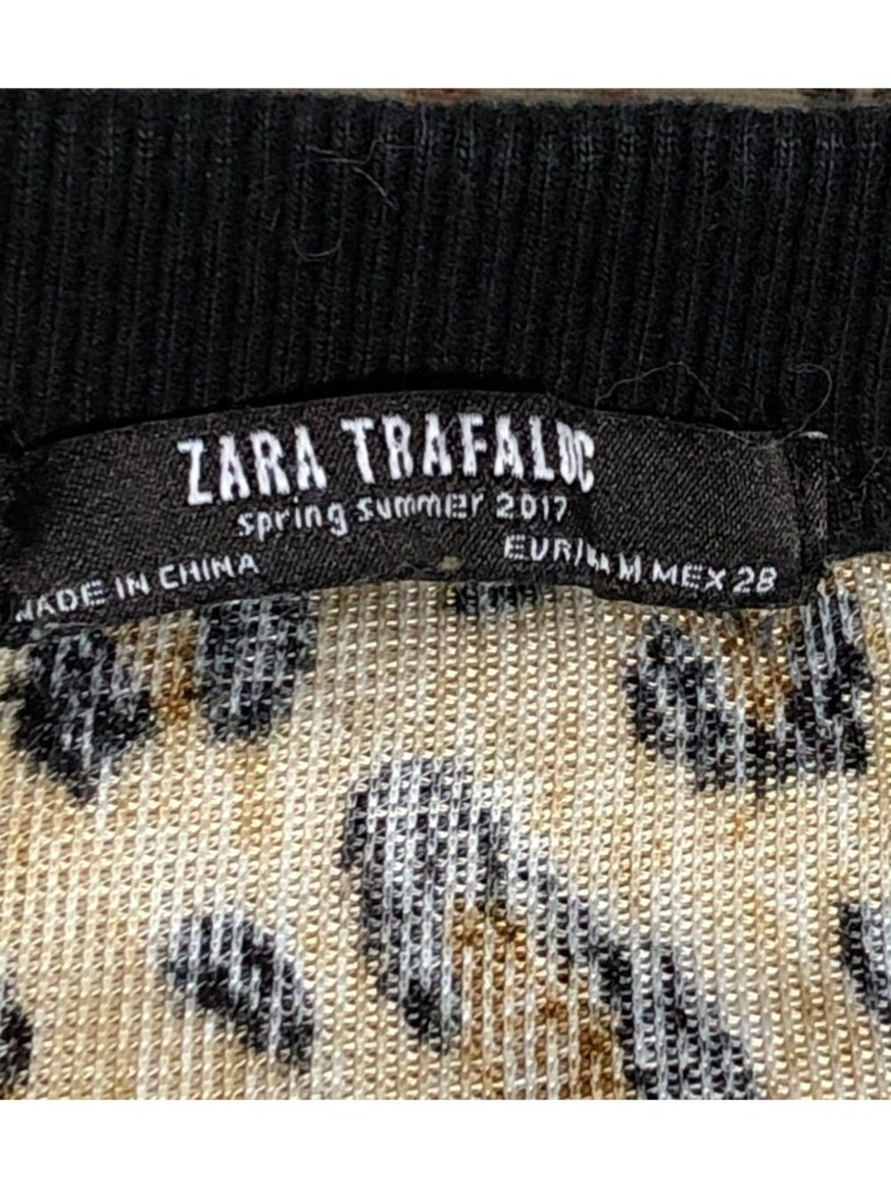 Zara Trafaluc Leopard Print Sweatshirt Womens M Faux Fur Pullover Top Shirt - Picture 3 of 8